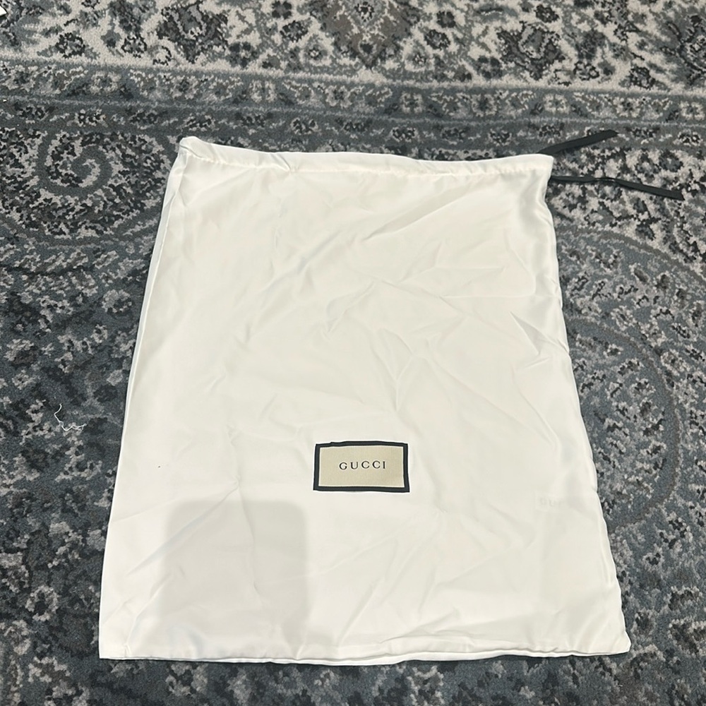 Gucci dust bag 17.5 x 14